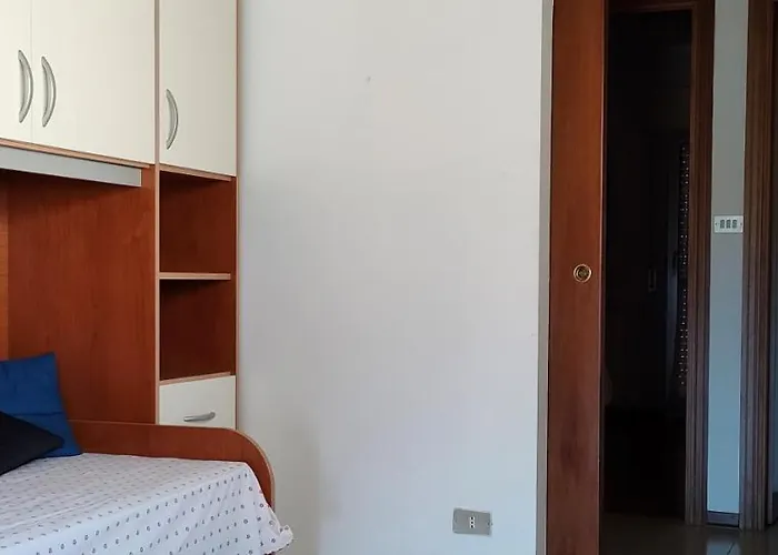 Sea View Apartment Villarosa