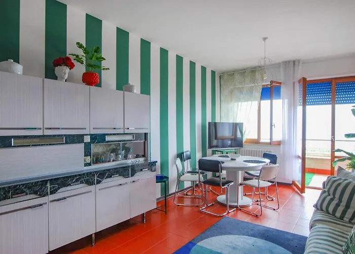 Amazing Apartment In Villarosa Di Martinsic